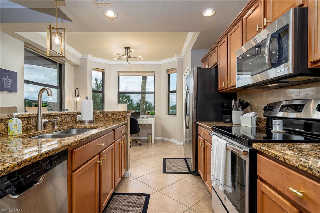 BONITA NATIONAL GOLF AND COUNTRY CLUB - Residential Lease