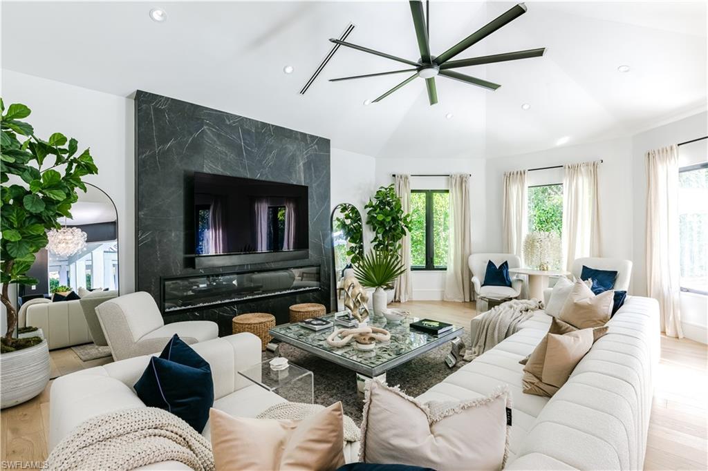 WATERFORD AT PELICAN BAY - Residential