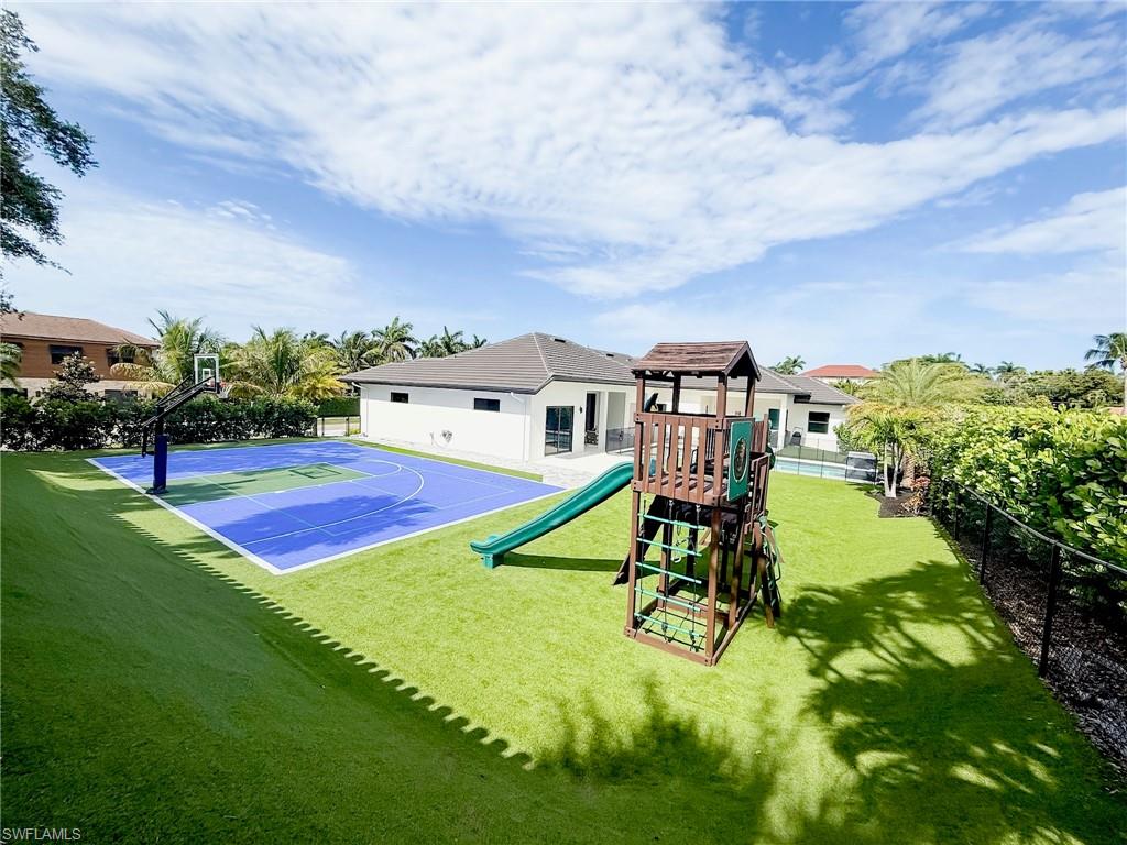 MARCO BEACH - Residential