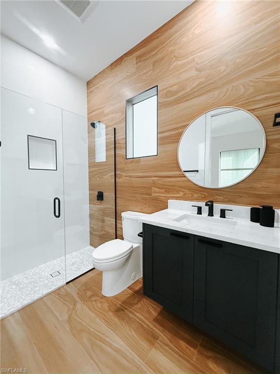 MARCO BEACH - Residential