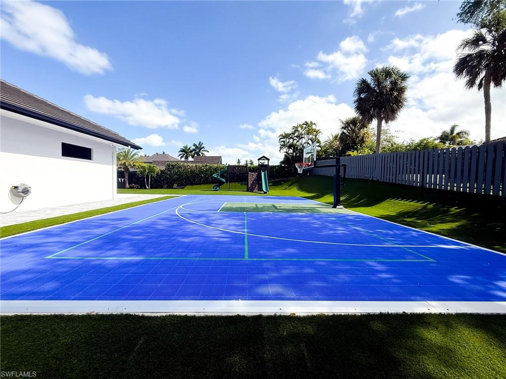 MARCO BEACH - Residential