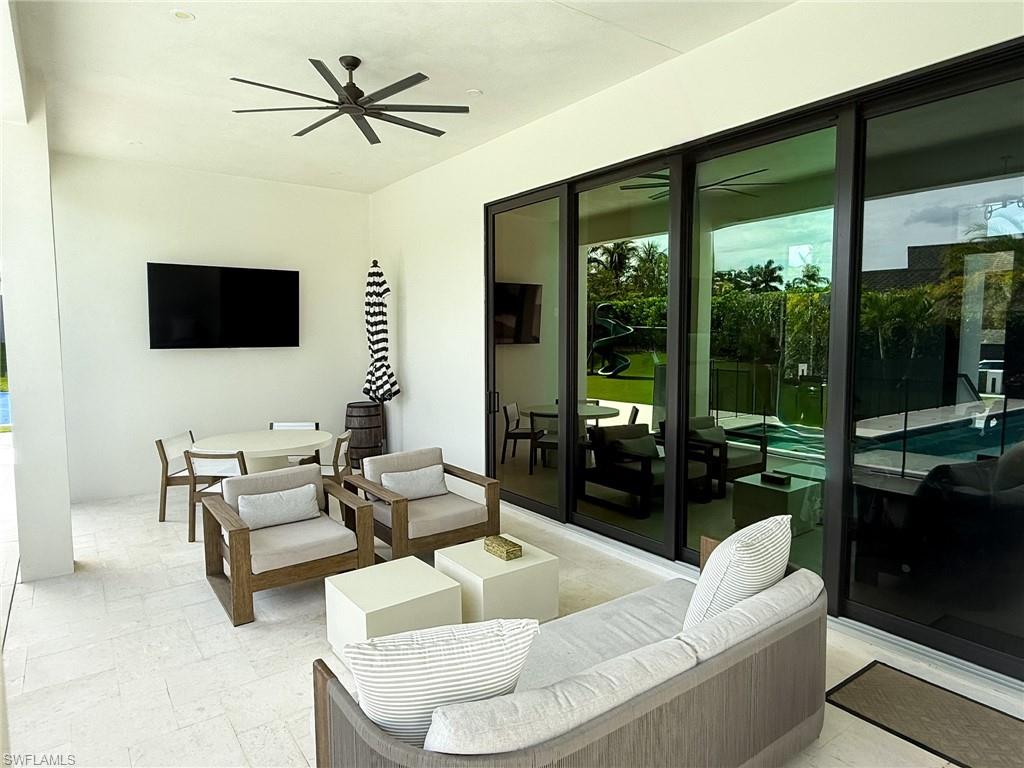 MARCO BEACH - Residential