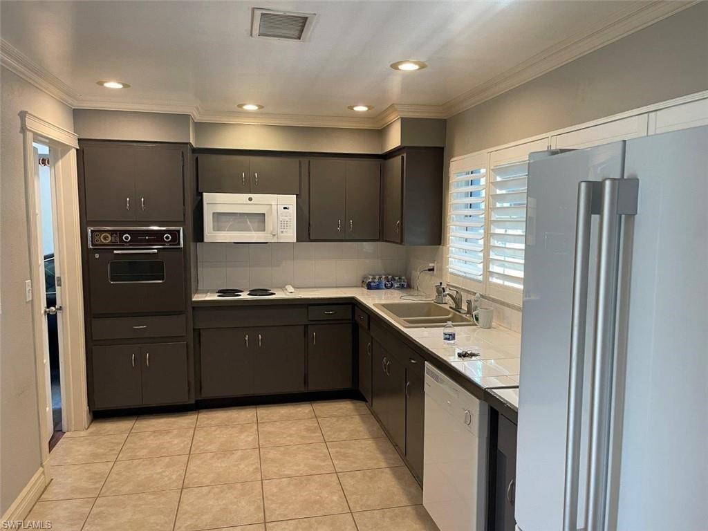 PALM CITY PARK - Residential