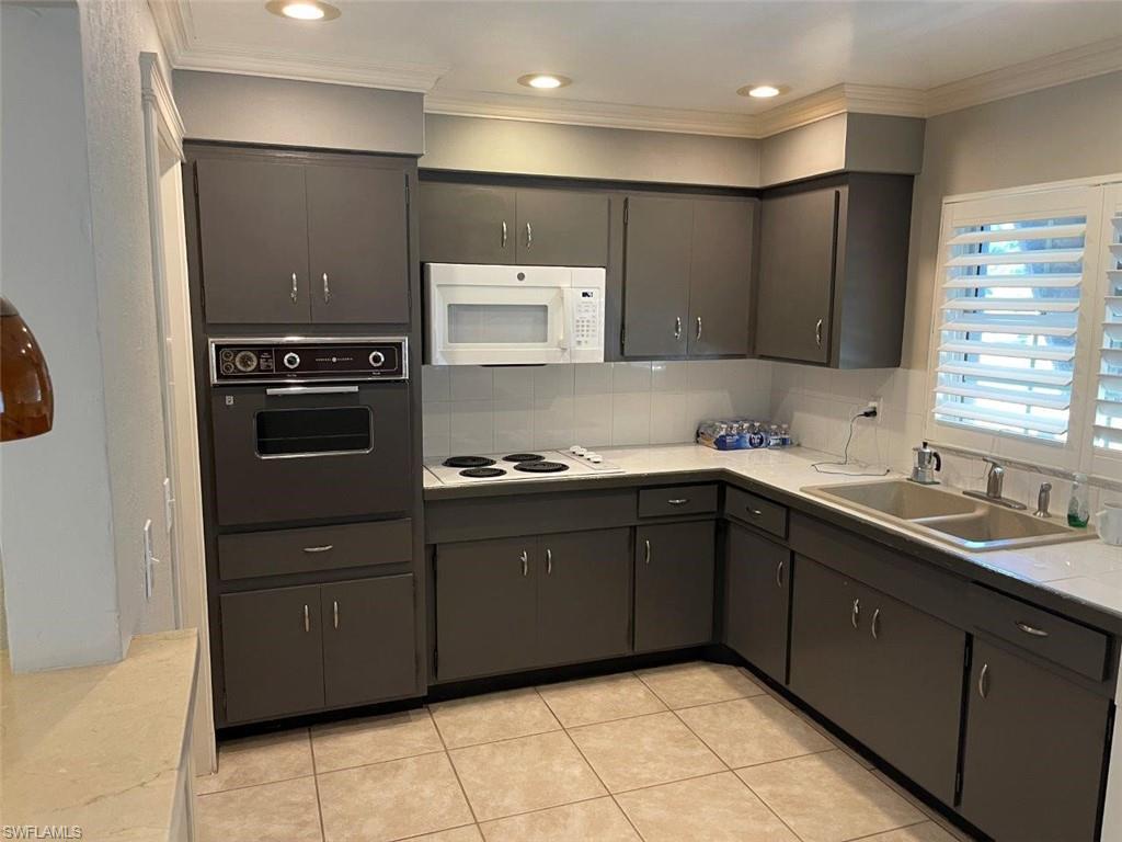 PALM CITY PARK - Residential