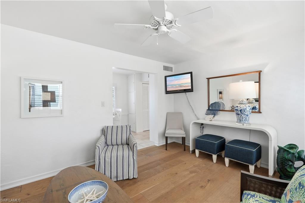 GARDEN COURT - Residential