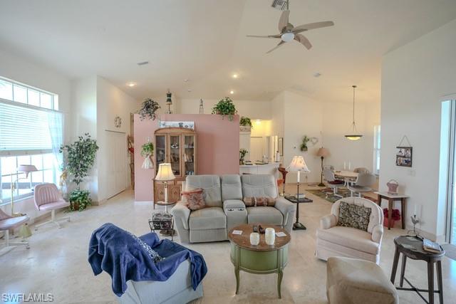 FOUR MILE COVE - Residential