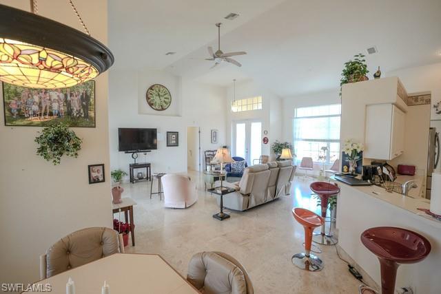 FOUR MILE COVE - Residential
