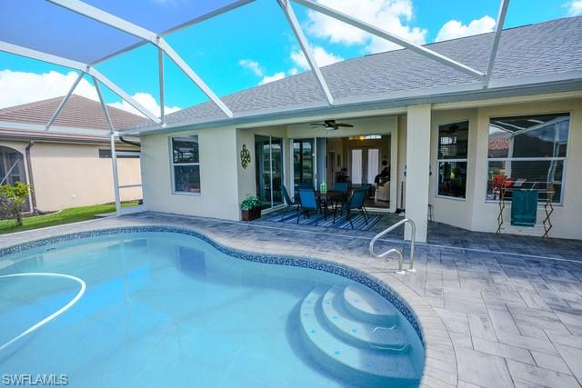 FOUR MILE COVE - Residential