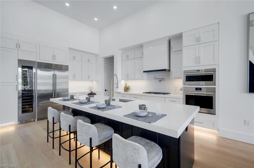 LAKE PARK - Residential