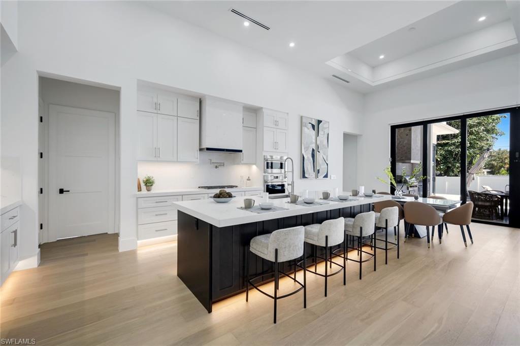 LAKE PARK - Residential