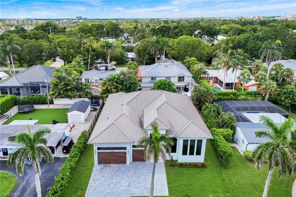 LAKE PARK - Residential
