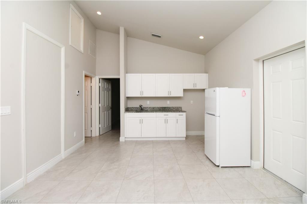 GOLDEN GATE CITY - Residential Lease