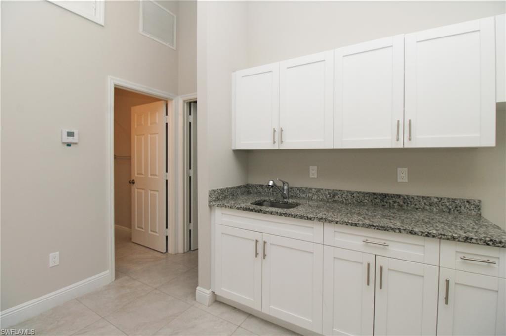GOLDEN GATE CITY - Residential Lease