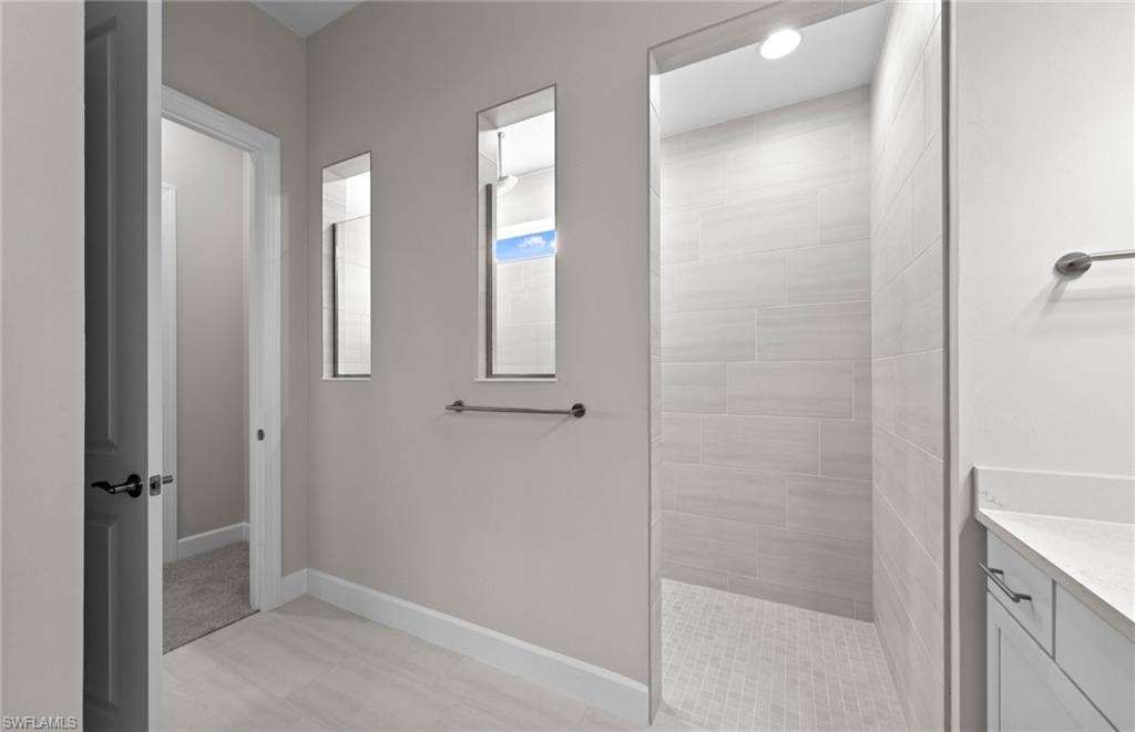 DEL WEBB OAK CREEK - Residential