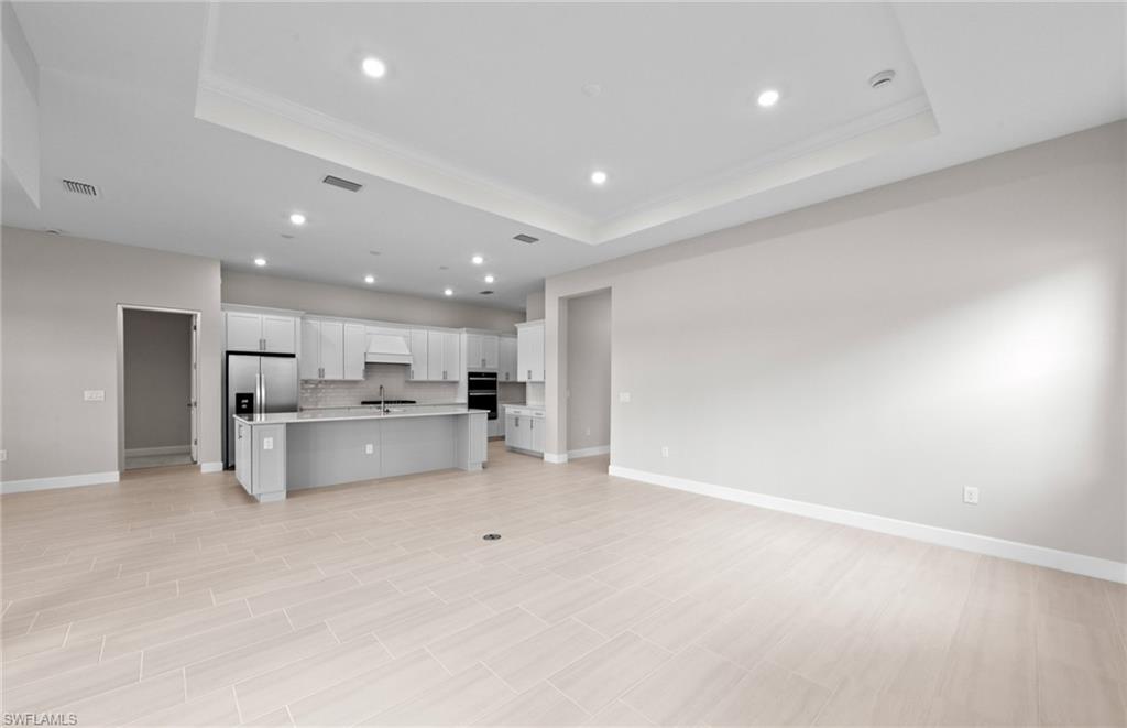 DEL WEBB OAK CREEK - Residential