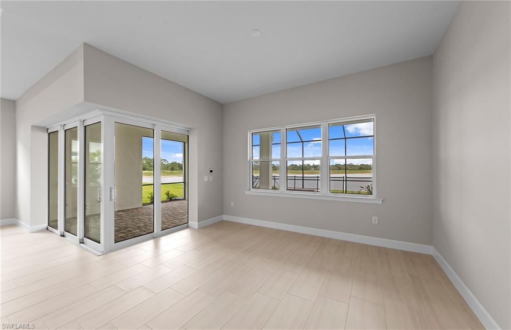DEL WEBB OAK CREEK - Residential