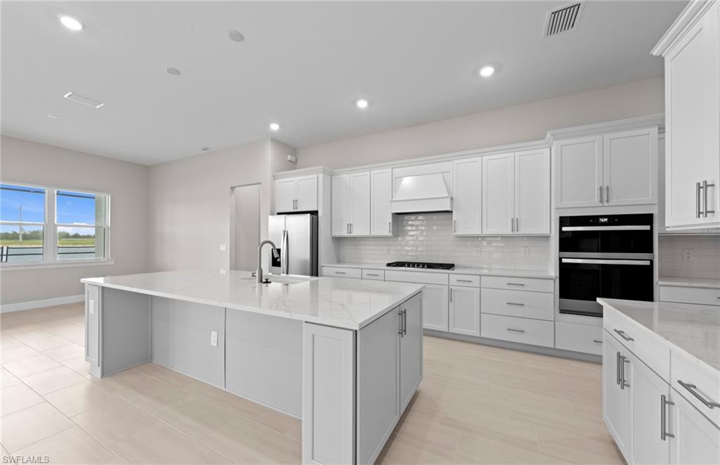 DEL WEBB OAK CREEK - Residential