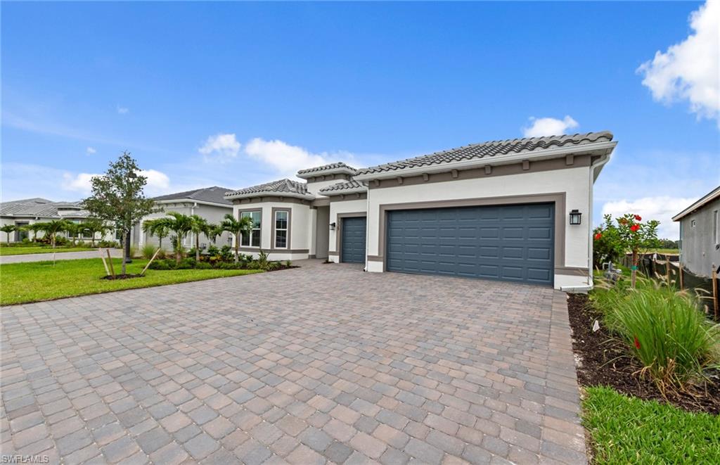 DEL WEBB OAK CREEK - Residential