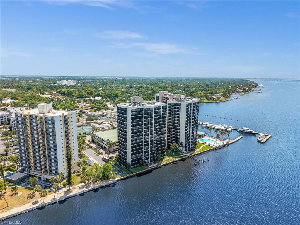POINTE ROYALE - Residential