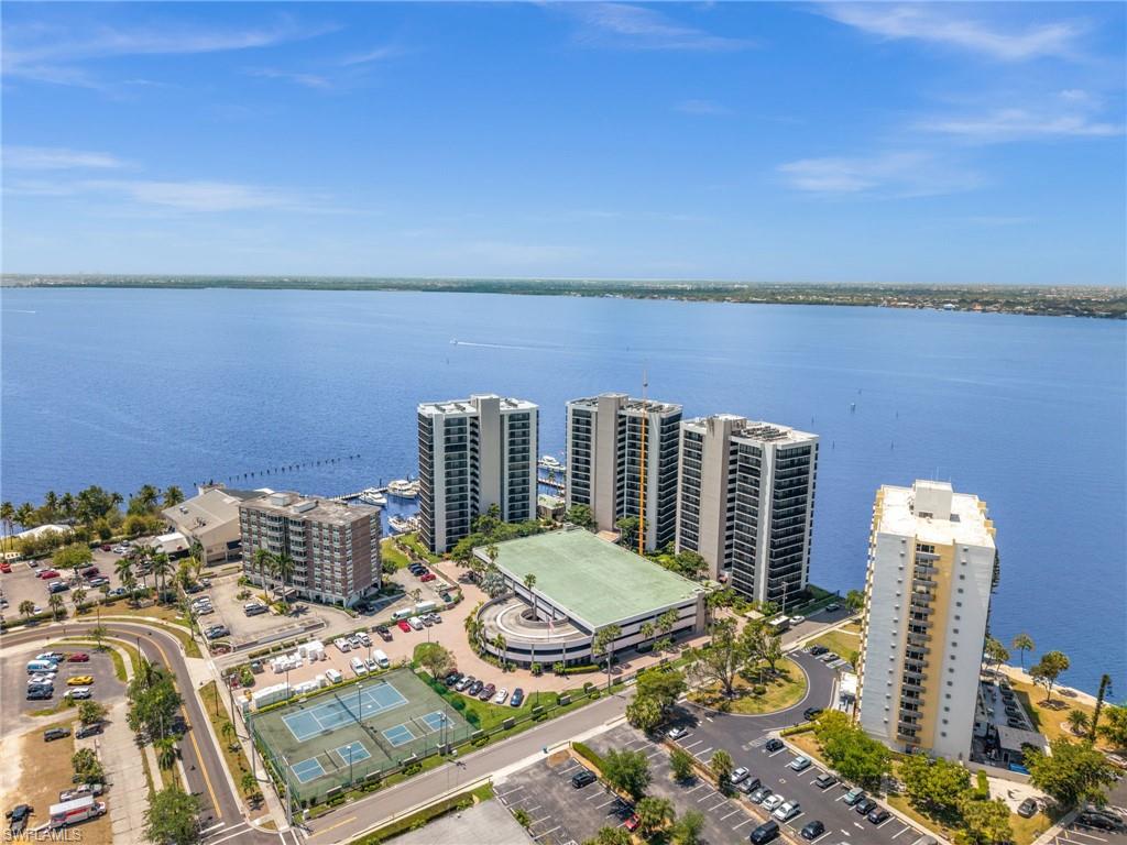 POINTE ROYALE - Residential