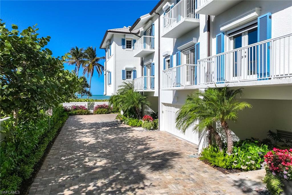 VILLAS RAPHAEL - Residential