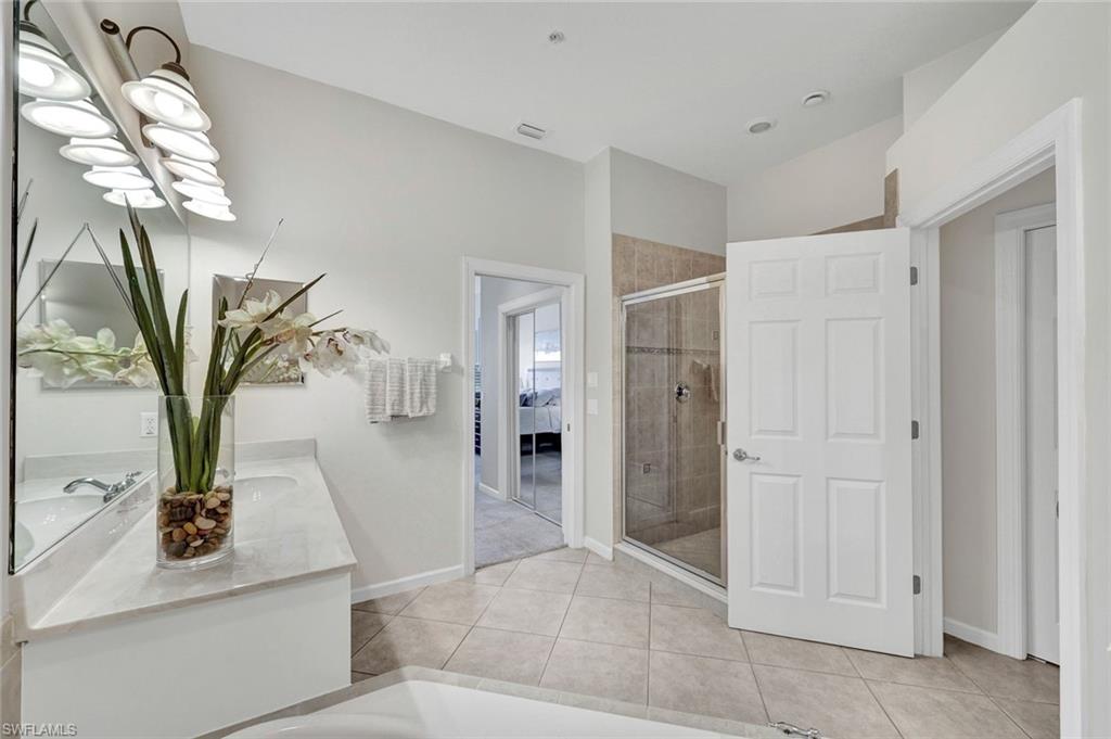 SILVERSTONE - Residential