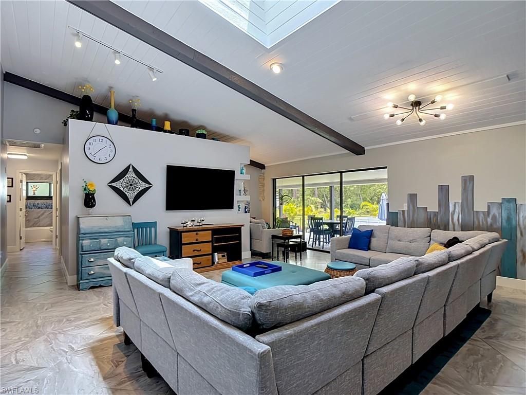 VILLA SOUTH - Residential