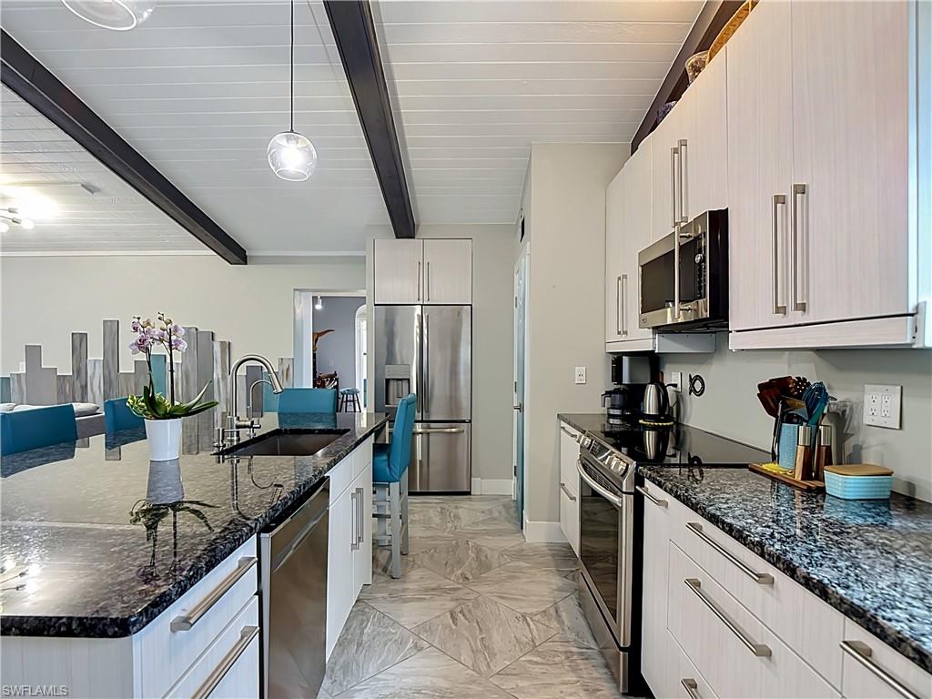 VILLA SOUTH - Residential