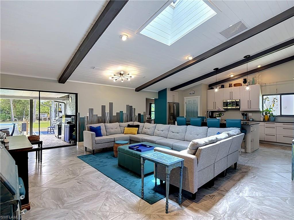 VILLA SOUTH - Residential