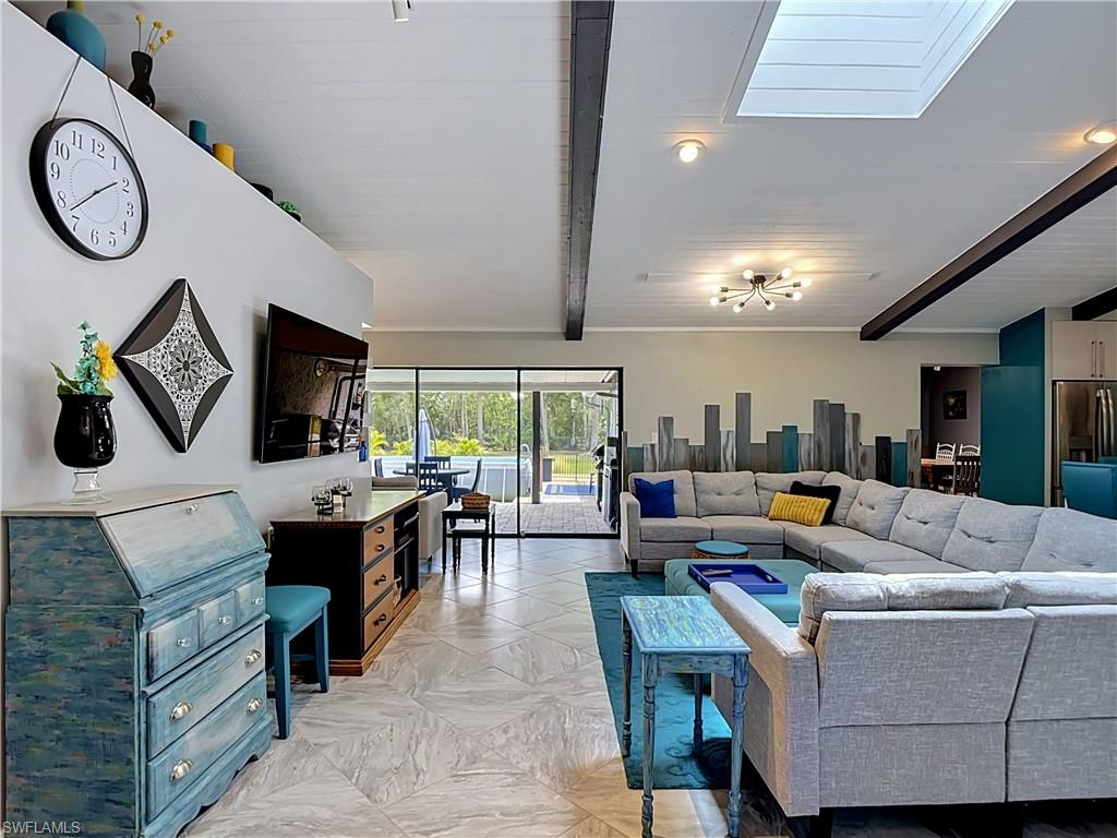 VILLA SOUTH - Residential