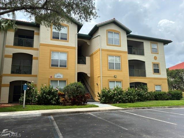 ROYAL GREENS - Residential Lease