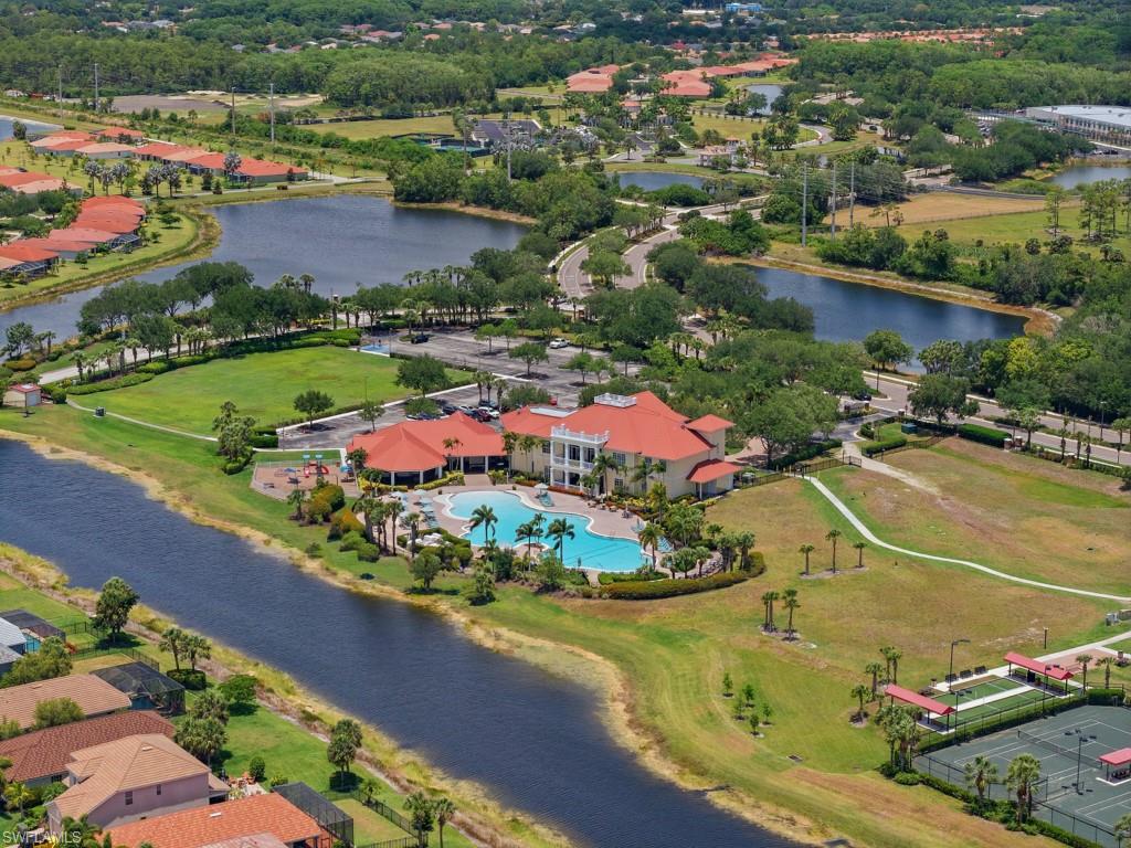 HAMPTON LAKES - Residential