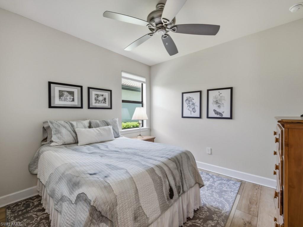 HAMPTON LAKES - Residential