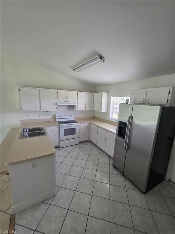 SAN CARLOS PARK - Residential Lease