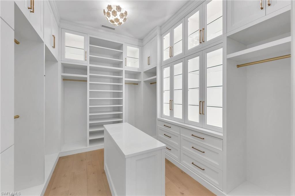 AQUALANE SHORES - Residential