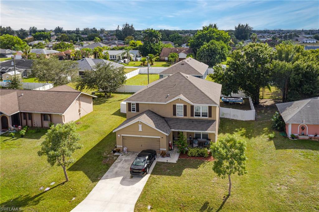 CAPE CORAL - Residential