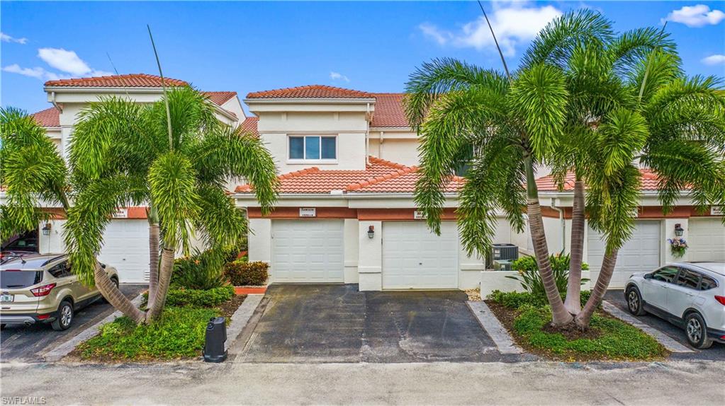 SEVEN LAKES - Residential