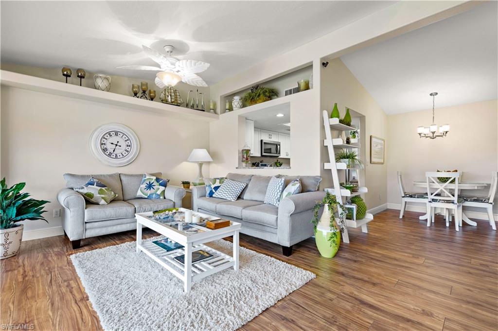 SEVEN LAKES - Residential