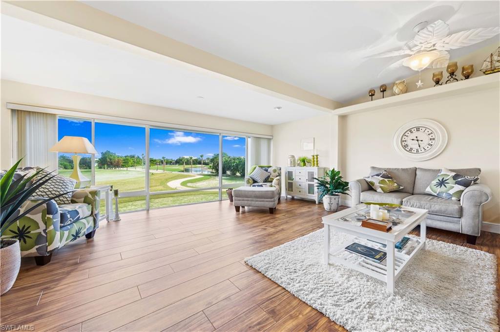 SEVEN LAKES - Residential