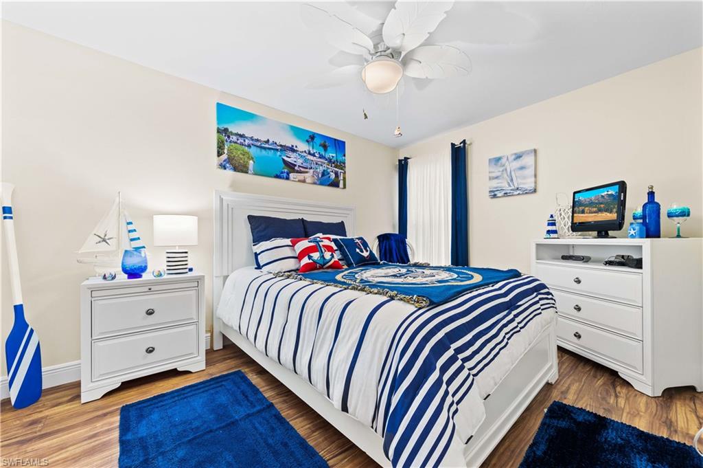 SEVEN LAKES - Residential