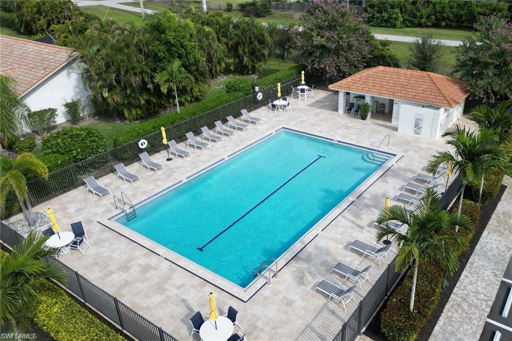 FOX CLUB - Residential Lease