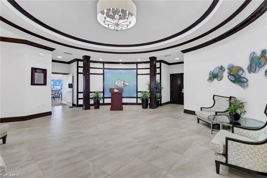 FOX CLUB - Residential Lease
