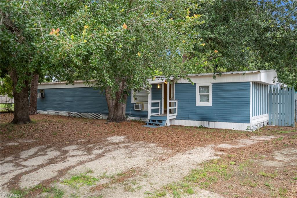 NORTH FORT MYERS - Residential