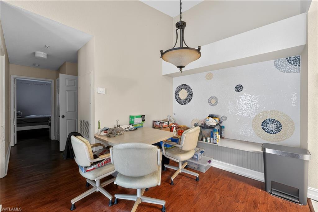 VANDERBILT PLACE - Residential