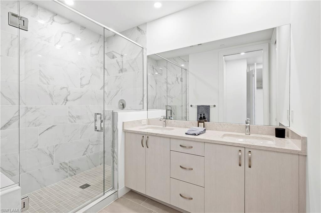 ELEVEN ELEVEN CENTRAL - Residential Lease