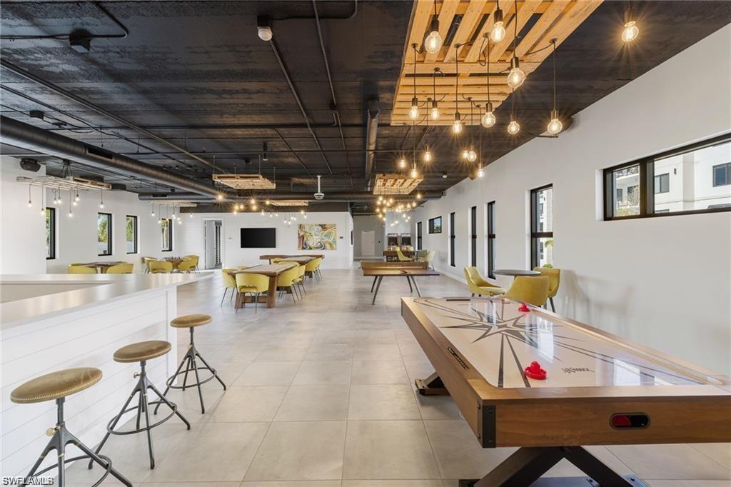 ELEVEN ELEVEN CENTRAL - Residential Lease