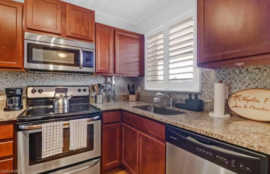TURTLE LAKE GOLF COLONY - Residential Lease