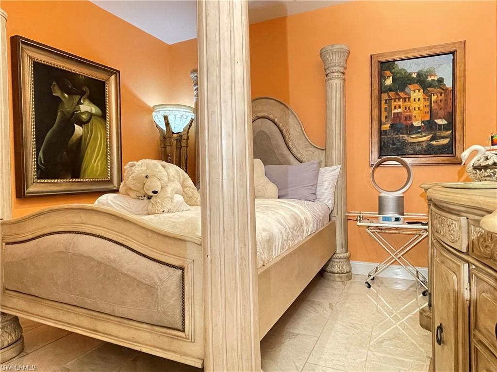OLDE HICKORY GOLF & COUNTRY CLUB - Residential