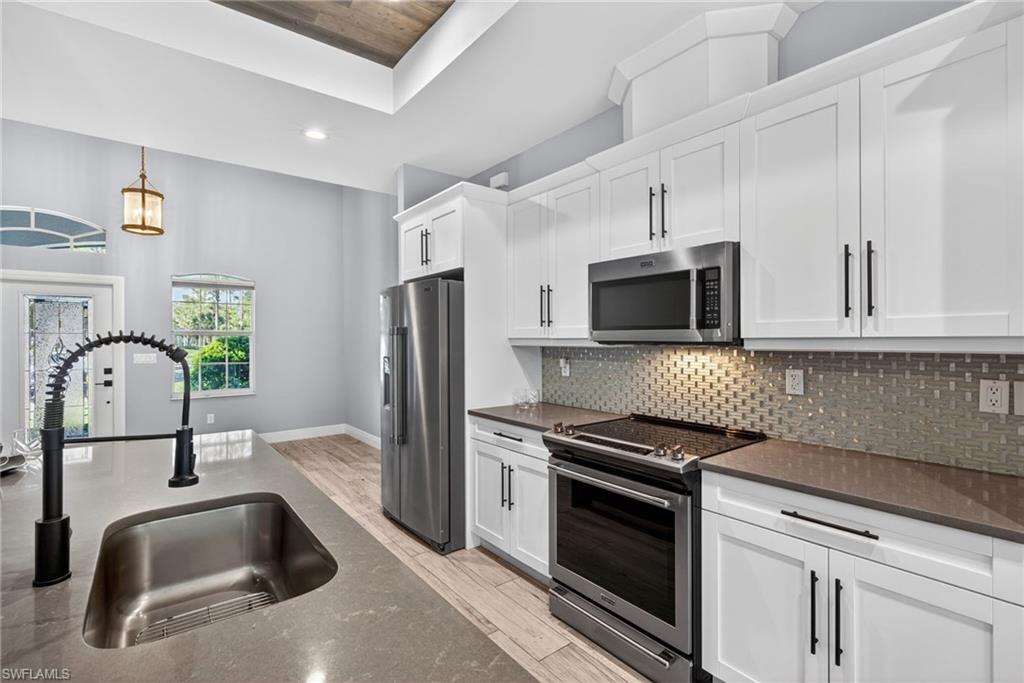 GOLDEN GATE ESTATES - Residential