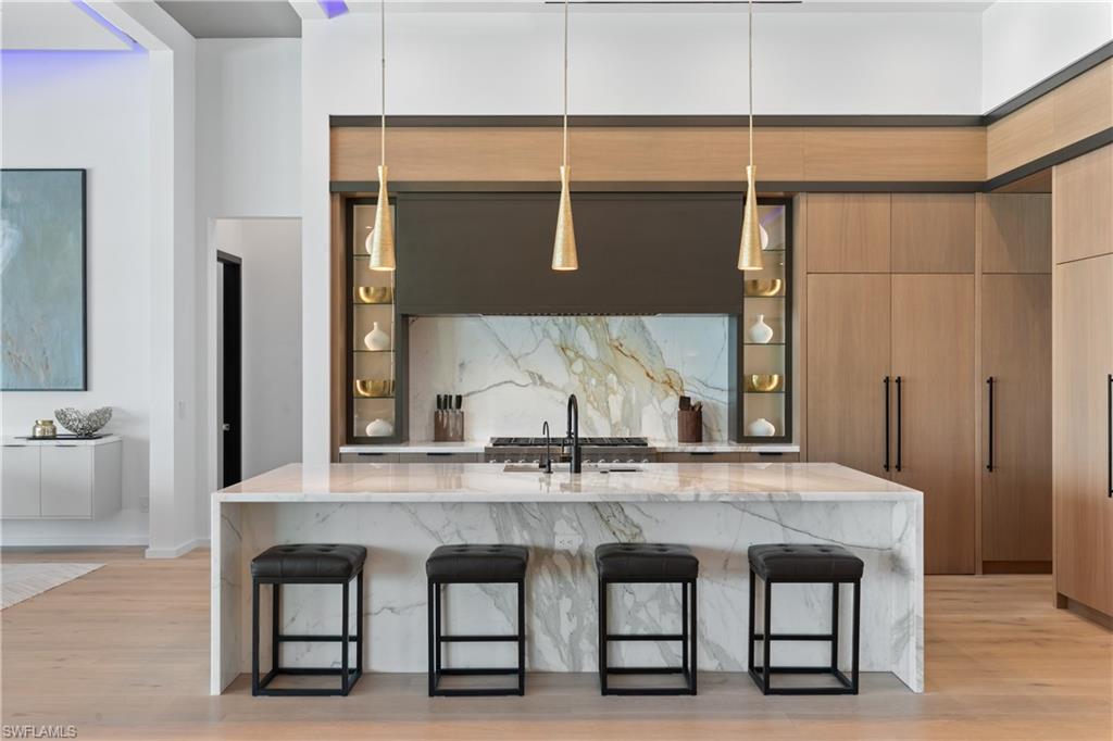 EDGEWATER - Residential